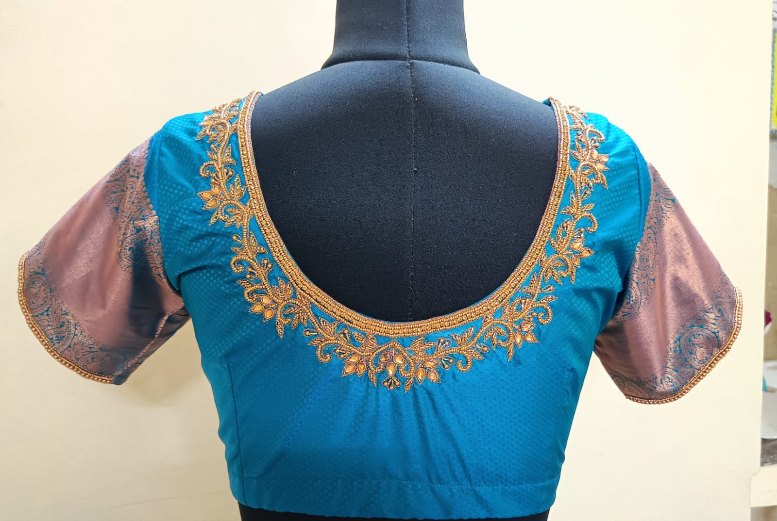 Aari Embroidery classes in Mogappair, Chennai: Expert Training 1